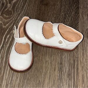 Elephantito girl Shoes size 8